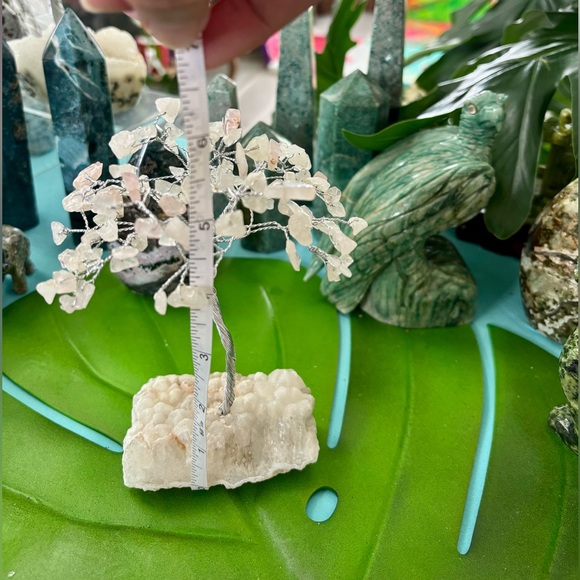 Rose Quartz Tree - Picture 7 of 7